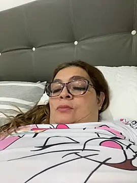 AntonellaAlondra4 online show from February 6, 2025, 12:37 pm