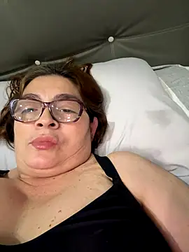 AntonellaAlondra4 online show from November 3, 2025, 11:14 am