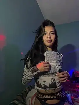 Snapshot of Alisson_420 chatting on April 12, 2026, 4:49 am Alisson 420 online show from April 12, 2026, 4:49 am