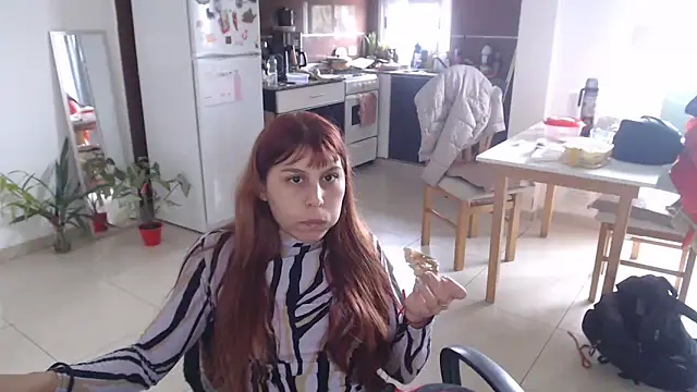 Snapshot of bunnylolaa4 chatting on May 24, 2026, 3:01 pm bunnylolaa4 online show from May 24, 2026, 3:01 pm