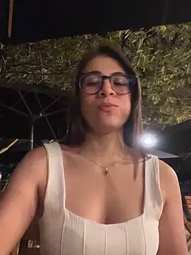 MariaIsabella8 online show from October 11, 2025, 12:22 am