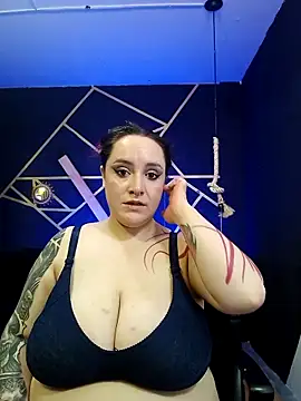 Snapshot of Gelena_Black chatting on September 30, 2025, 12:44 pm Gelena Black online show from September 30, 2025, 12:44 pm