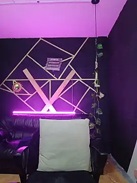 Snapshot of Gelena_Black chatting on November 26, 2025, 11:54 am Gelena Black online show from November 26, 2025, 11:54 am