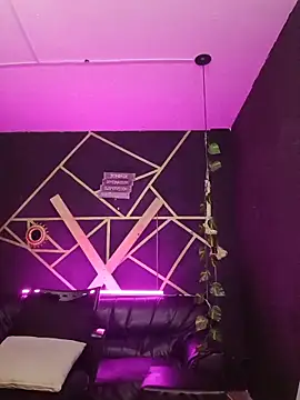 Snapshot of Gelena_Black chatting on November 19, 2025, 12:16 pm Gelena Black online show from November 19, 2025, 12:16 pm