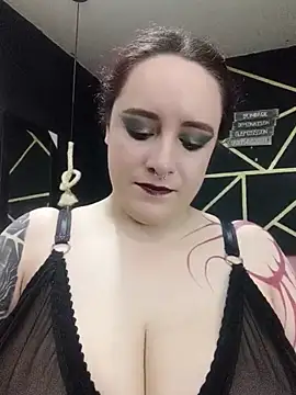 Snapshot of Gelena_Black chatting on March 14, 2025, 7:01 pm Gelena Black online show from March 14, 2025, 7:01 pm