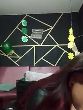 Snapshot of Gelena_Black chatting on March 18, 2025, 7:12 pm Gelena Black online show from March 18, 2025, 7:12 pm