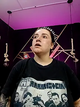 Snapshot of Gelena_Black chatting on September 19, 2025, 1:04 pm Gelena Black online show from September 19, 2025, 1:04 pm