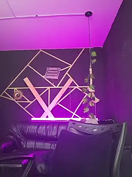 Snapshot of Gelena_Black chatting on November 28, 2025, 3:28 am Gelena Black online show from November 28, 2025, 3:28 am