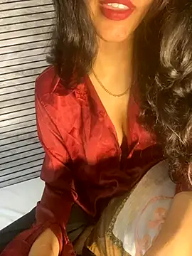 Divyaa69 online show from November 11, 2025, 8:47 pm