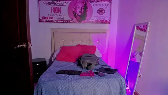 Sofia agudelo online show from March 22, 2025, 8:40 am