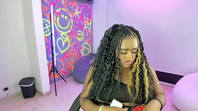 GEANNAROSE online show from March 9, 2025, 2:07 am