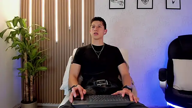 Dorianmistery2322  online show from December 17, 2025, 8:36 pm