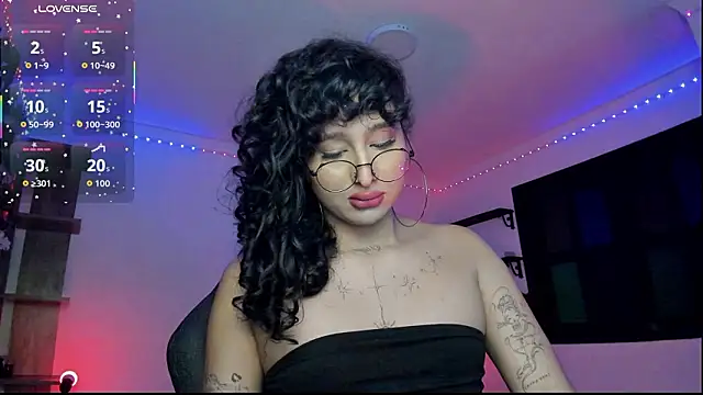 Snapshot of Heka_Prudence chatting on February 14, 2026, 2:56 am Heka Prudence online show from February 14, 2026, 2:56 am