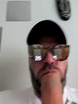 Snapshot of Deeptharot--001 chatting on July 6, 2026, 4:30 am Deeptharot--001 online show from July 6, 2026, 4:30 am