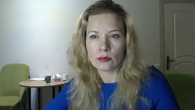 Juli julyyy online show from December 29, 2024, 10:47 pm