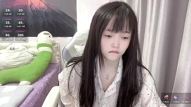 Mia-6688 online show from September 23, 2025, 4:36 pm