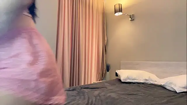 Lora Squirt online show from March 17, 2025, 9:33 am
