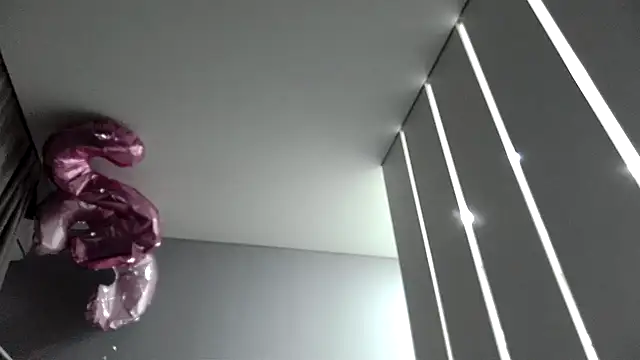 Snapshot of 96CHloe96 chatting on March 20, 2025, 4:31 pm 96CHloe96 online show from March 20, 2025, 4:31 pm