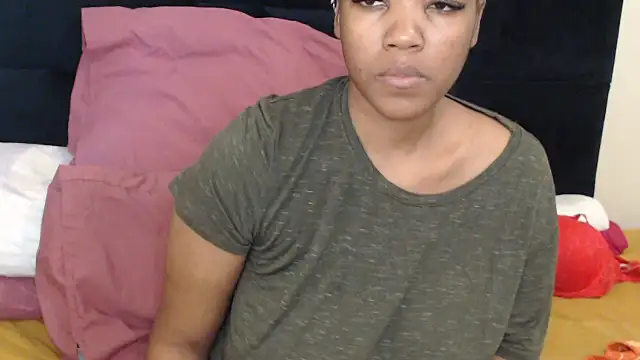 Busty-Londie online show from September 26, 2025, 3:41 pm
