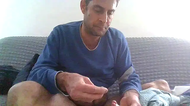 Vespa Crabo online show from February 2, 2025, 3:07 pm