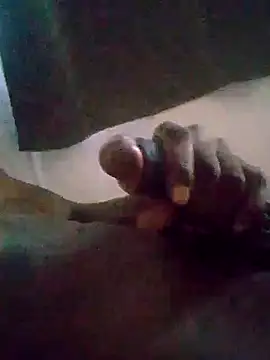 Snapshot of pikolo97 chatting on September 18, 2025, 11:35 am pikolo97 online show from September 18, 2025, 11:35 am