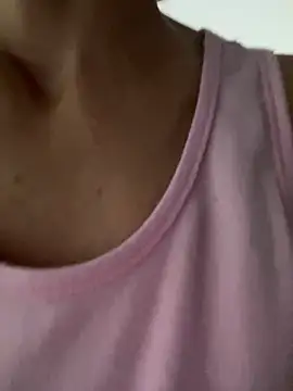 MireyaTorresGu online show from October 21, 2025, 10:25 am