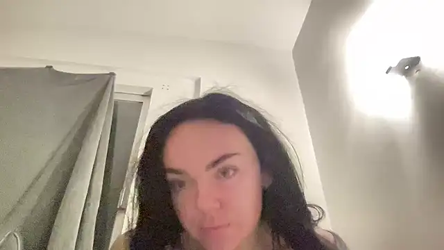 yorkshiregal online show from December 2, 2025, 5:31 am