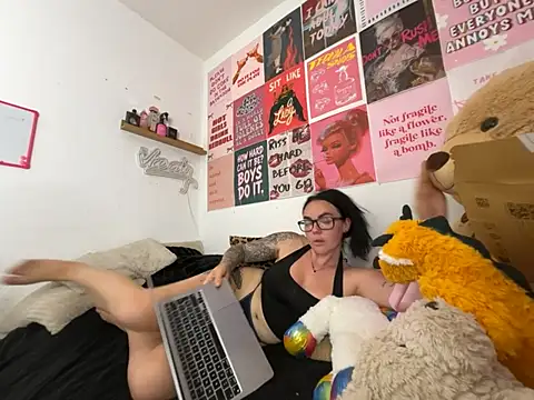yorkshiregal online show from July 24, 2026, 9:16 am