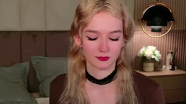 Snapshot of NaomiLoys chatting on February 26, 2025, 2:08 am NaomiLoys online show from February 26, 2025, 2:08 am