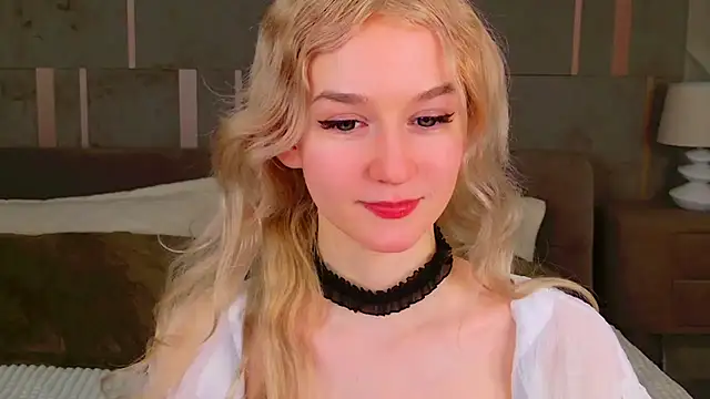 Snapshot of NaomiLoys chatting on February 11, 2025, 6:30 am NaomiLoys online show from February 11, 2025, 6:30 am