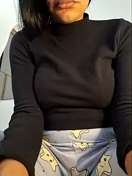 charllottebrasilian online show from July 8, 2026, 6:41 pm