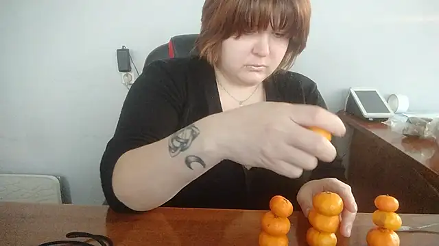 Snapshot of MalloryBartlett chatting on January 5, 2025, 1:35 am MalloryBartlett online show from January 5, 2025, 1:35 am