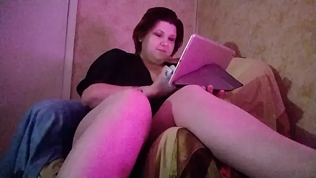 Snapshot of MalloryBartlett chatting on December 25, 2024, 1:09 pm MalloryBartlett online show from December 25, 2024, 1:09 pm