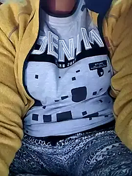 Snapshot of Sexy-Mona2 chatting on December 6, 2024, 3:06 pm Sexy-Mona2 online show from December 6, 2024, 3:06 pm