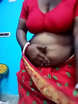 Snapshot of Sexy-Mona2 chatting on December 18, 2024, 10:08 am Sexy-Mona2 online show from December 18, 2024, 10:08 am