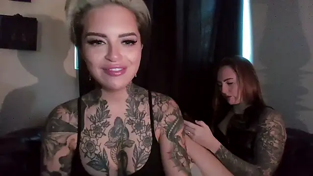 Alexandersonxo online show from November 30, 2025, 11:00 am