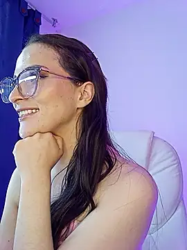 Snapshot of mariaan_m_ chatting on October 10, 2025, 10:49 am mariaan m online show from October 10, 2025, 10:49 am