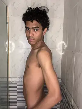 Ryan-hot online show from May 25, 2026, 9:13 pm