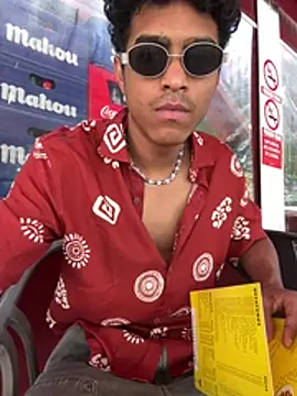 Ryan-hot online show from July 17, 2026, 2:14 pm