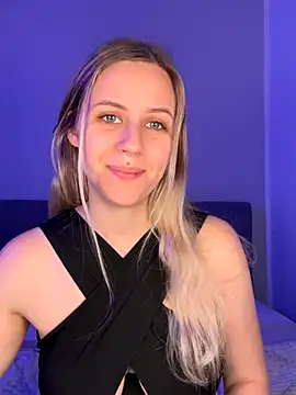 lunawolf21 online show from January 7, 2026, 7:35 am