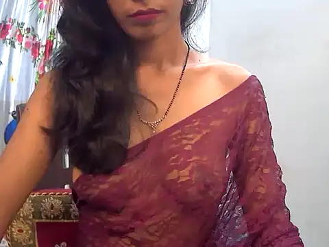 sexy janu25 online show from June 30, 2026, 5:18 am
