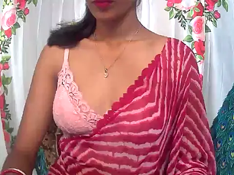 sexy janu25 online show from February 26, 2026, 4:45 am