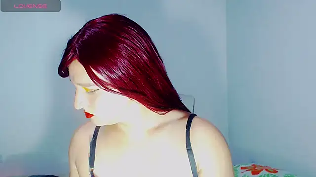 Snapshot of alexandrasexy32 chatting on July 15, 2026, 3:35 am alexandrasexy32 online show from July 15, 2026, 3:35 am