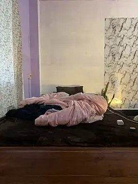 Snapshot of mikemacluffy chatting on December 24, 2024, 10:55 am mikemacluffy online show from December 24, 2024, 10:55 am