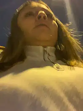 Keittly  online show from January 10, 2026, 1:12 am