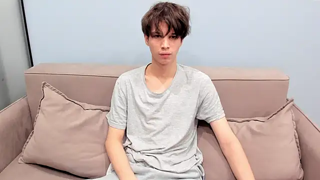 Im Shine Guy online show from November 22, 2025, 8:13 am