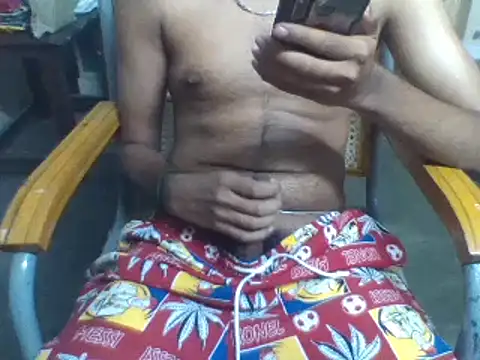 Snapshot of Suriyaa chatting on December 5, 2024, 4:06 pm Suriyaa online show from December 5, 2024, 4:06 pm