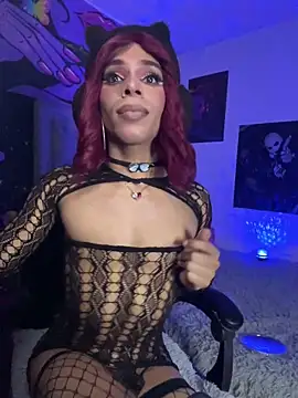 Snapshot of Diana_2003 chatting on December 23, 2025, 4:12 am Diana 2003 online show from December 23, 2025, 4:12 am