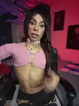 Snapshot of Diana_2003 chatting on January 9, 2026, 7:32 pm Diana 2003 online show from January 9, 2026, 7:32 pm