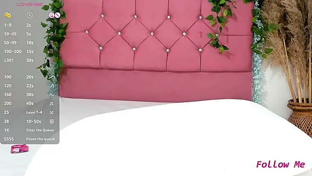 jade xxx online show from October 9, 2025, 9:15 pm